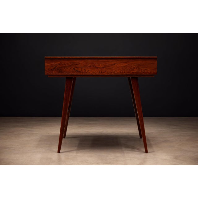 Mid-Century Brazilian Modern Rosewood Lift-Top Desk / Vanity Console, Brazil, 1950s For Sale In New York - Image 6 of 16