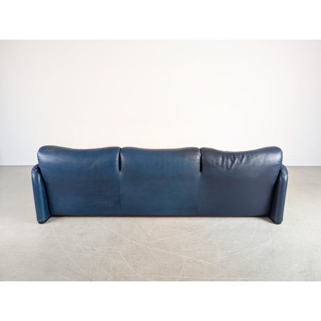 Maralunga Sofa by Magistretti for Cassina For Sale - Image 6 of 12