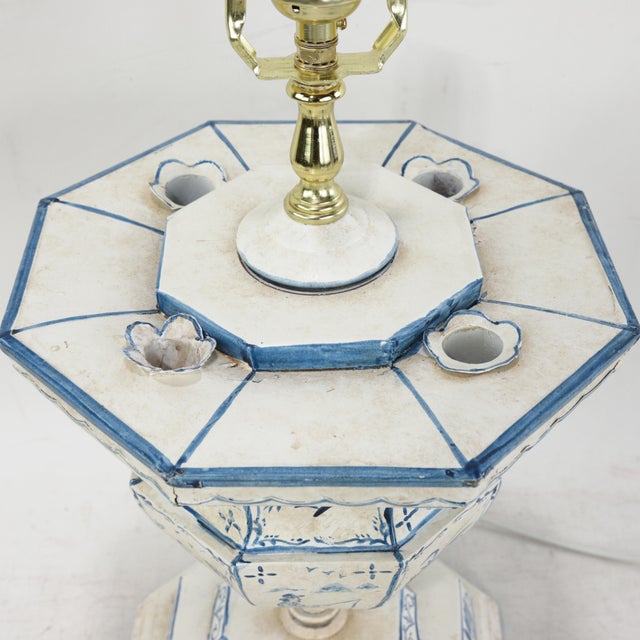Vintage Hand-Painted Dutch Blue and White Tile-Style Metal Table Lamp - Octagonal Urn With Pastoral Scenes For Sale - Image 13 of 17