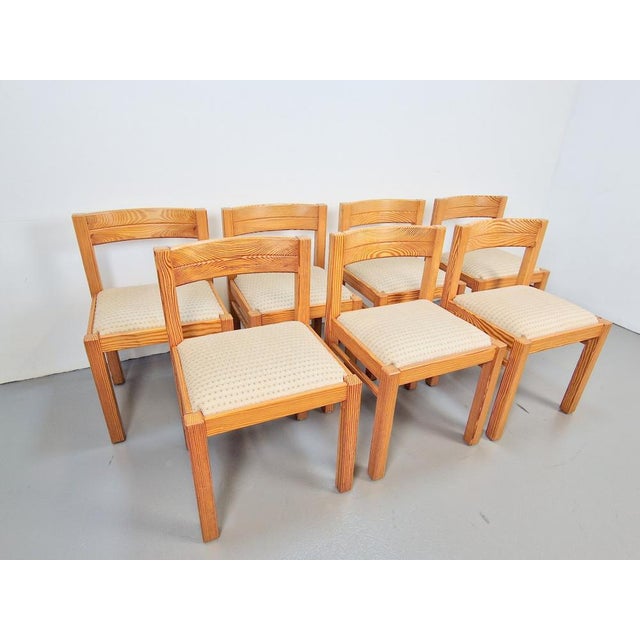 Set of 7 Martin Visser 't Spectrum Pine Dining Chairs, Magistretti Style, 1960s Set of seven Vico Magistretti-style pine...