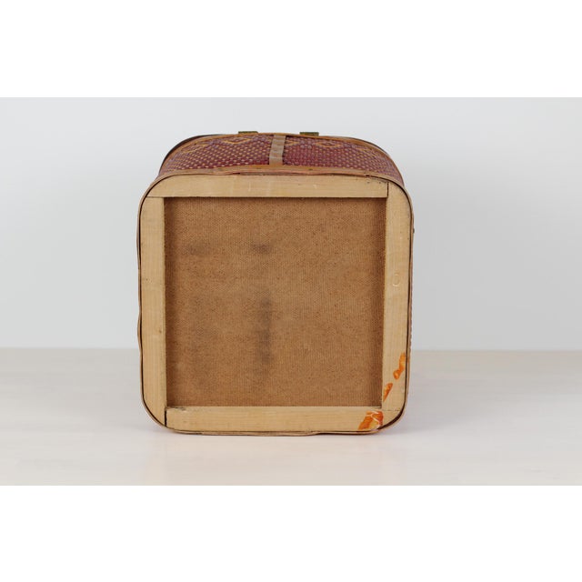 Mid-Century Red Woven Picnic Basket With Lid and Handles For Sale - Image 16 of 17