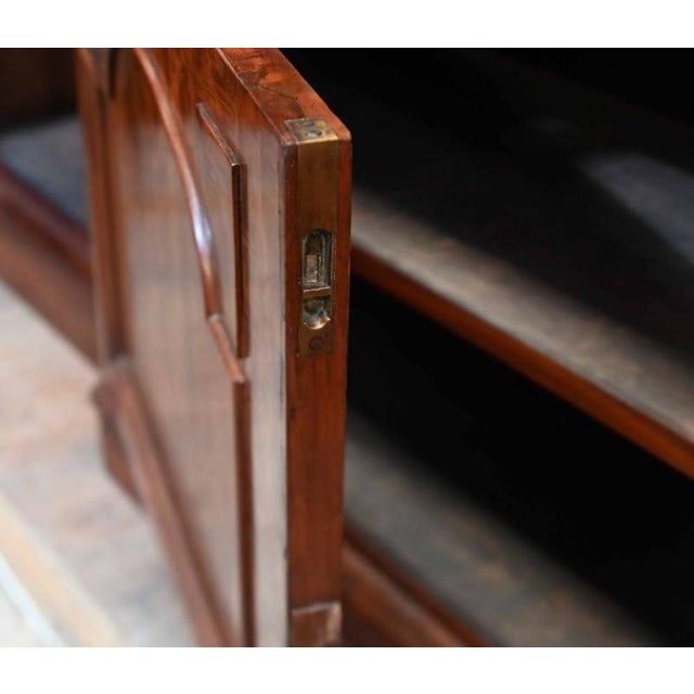 Wood Victorian Breakfront Bookcase Gillows Library a Blain Liverpool, 1880 For Sale - Image 7 of 12
