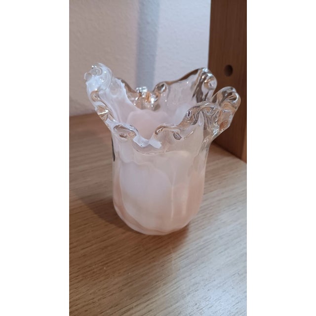 Murano Vintage Murano Handmade Italy Glass Bowl Vase Cream Peach Swirl For Sale - Image 4 of 6
