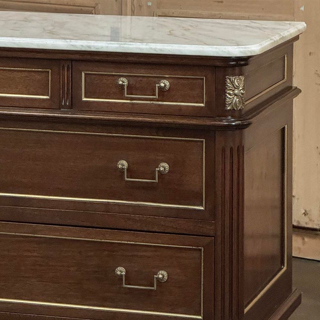French Directoire Neoclassical Carrara Marble Top Commode For Sale In Dallas - Image 6 of 18