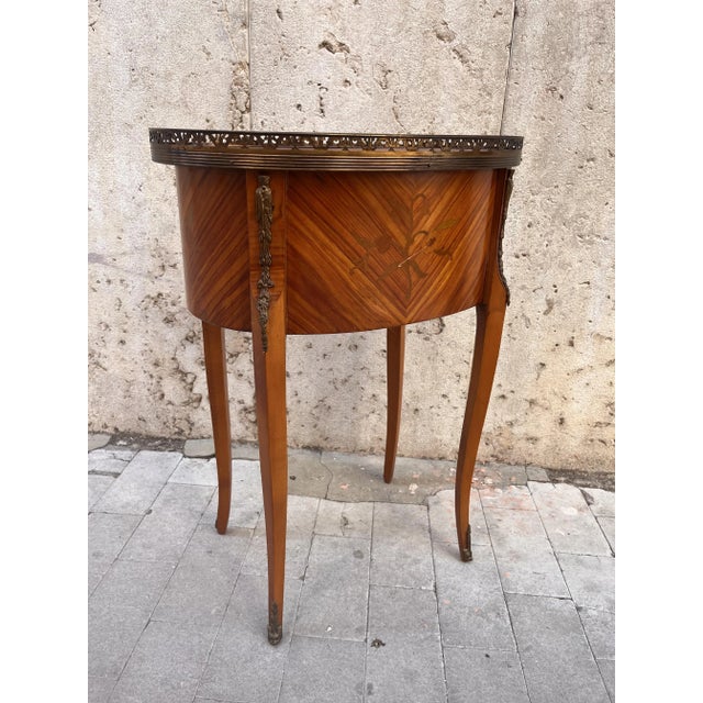 Maggiolino Bedside Table with Bronze Friezes, 1900s For Sale - Image 4 of 7