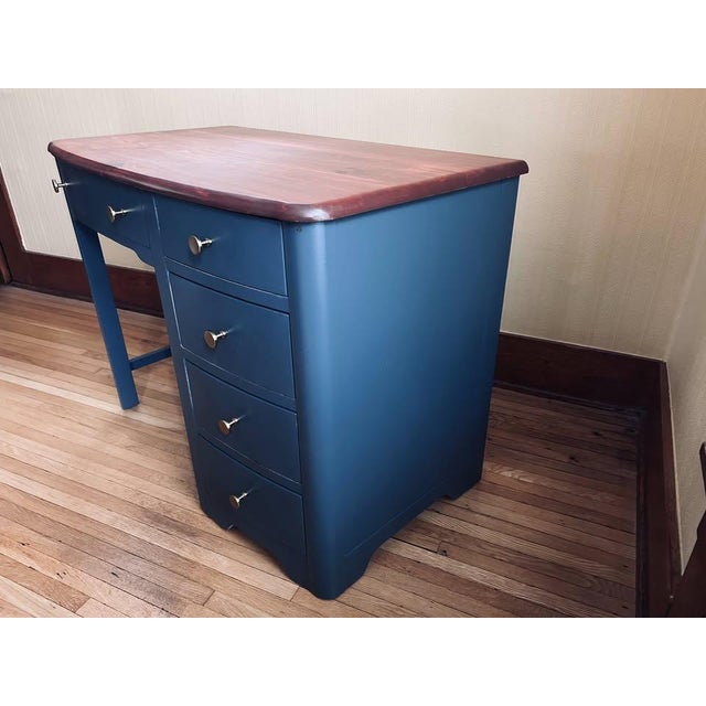 A beautifully restored vintage Stanley Furniture pedestal desk, fully refinished and ready for a new home office. The...