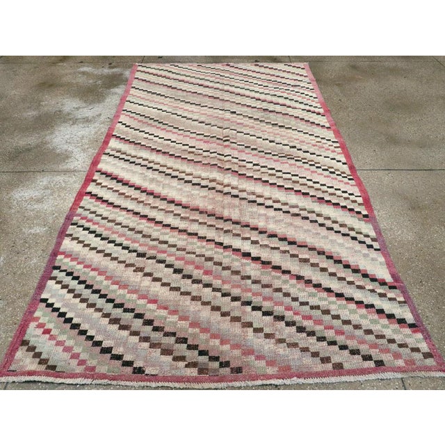 Mid 20th Century Galerie Shabab Collection Mid-20th Century Turkish Anatolian Accent Rug For Sale - Image 5 of 9