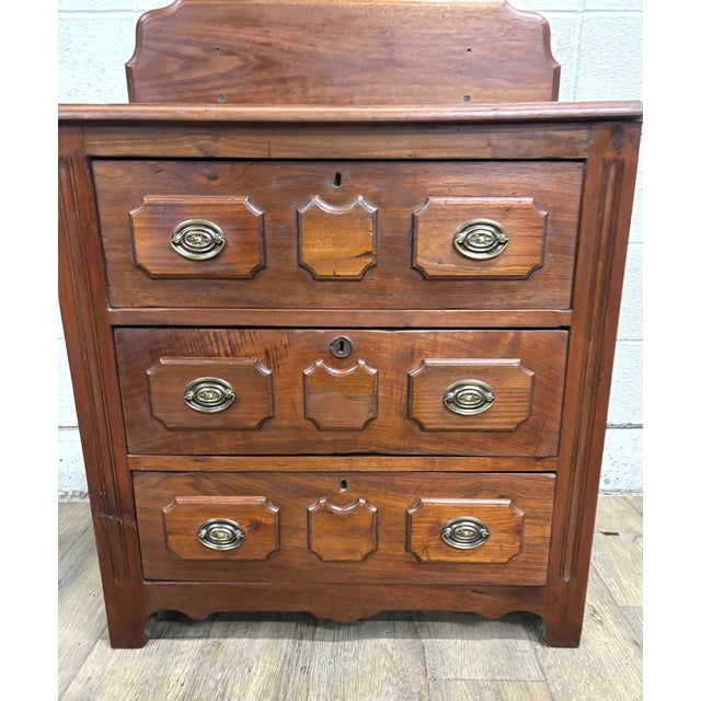 Antique 19th Century Victorian Carved Washstand Chest Commode For Sale In Kansas City - Image 6 of 12