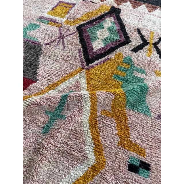 1990s Wool Rug with Abstract Graphic Design, 1990 For Sale - Image 5 of 10
