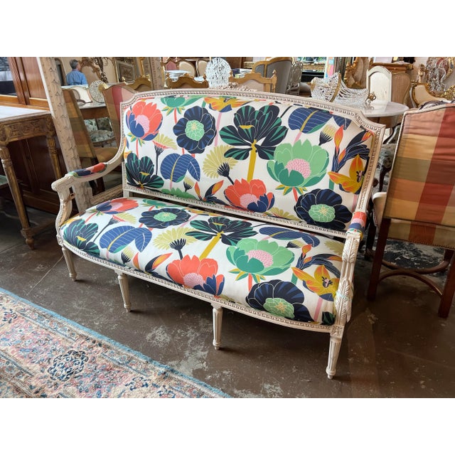 1970s Vintage Boho Floral Colorful Settee With White Wooden Base For Sale - Image 10 of 11