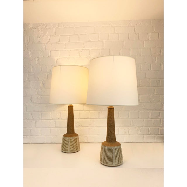 Le Klint Danish Ceramic Table Lamps by Esben Klint for Le Klint and Palshus, 1960s, Set of 2 For Sale - Image 4 of 16