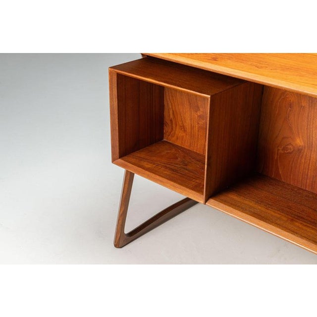 Gold Svend Age Madsen Freestanding Desk in Teak h.p. Hansen Denmark 1960 For Sale - Image 8 of 16