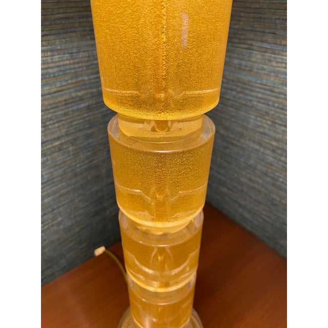 Gold Contemporary Nancy Corzine Murano Cylinder Lamps - a Pair For Sale - Image 8 of 11