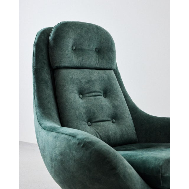 Vintage Swivel Lounge Chair with Green Velvet Upholstery from Up Závody, 1950s For Sale - Image 4 of 7
