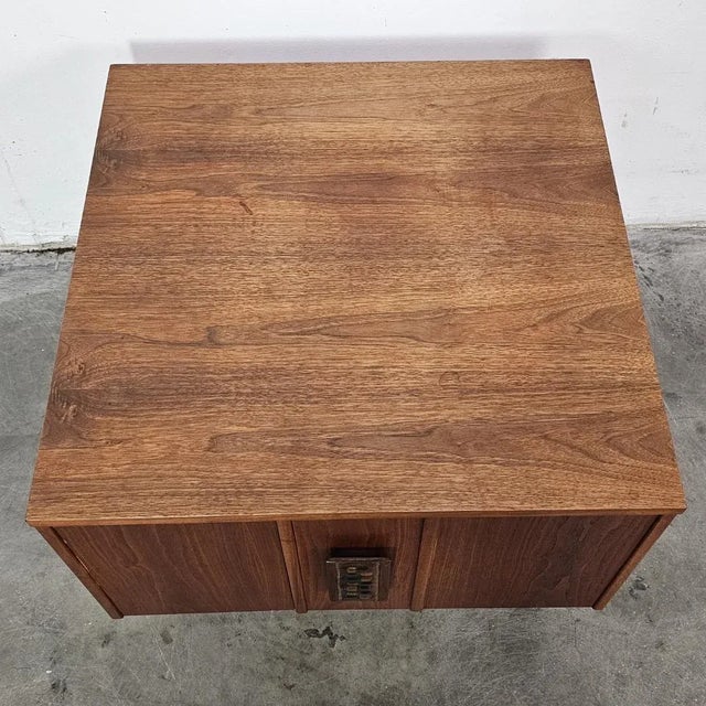 John Keal for Brown Saltman Side Table or Bar With Serving Trays, 1970 For Sale - Image 10 of 12