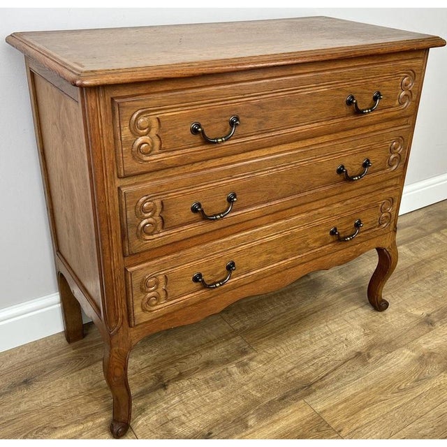 Vintage French Louis Style Oak Chest of 3 Drawers For Sale - Image 3 of 15