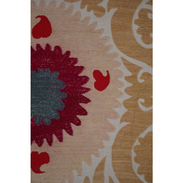 Beige Uzbek Suzani Rug – Red Teal Floral Embroidery – Boho Handmade Textile 7'5'' X 10'3'' For Sale - Image 13 of 15