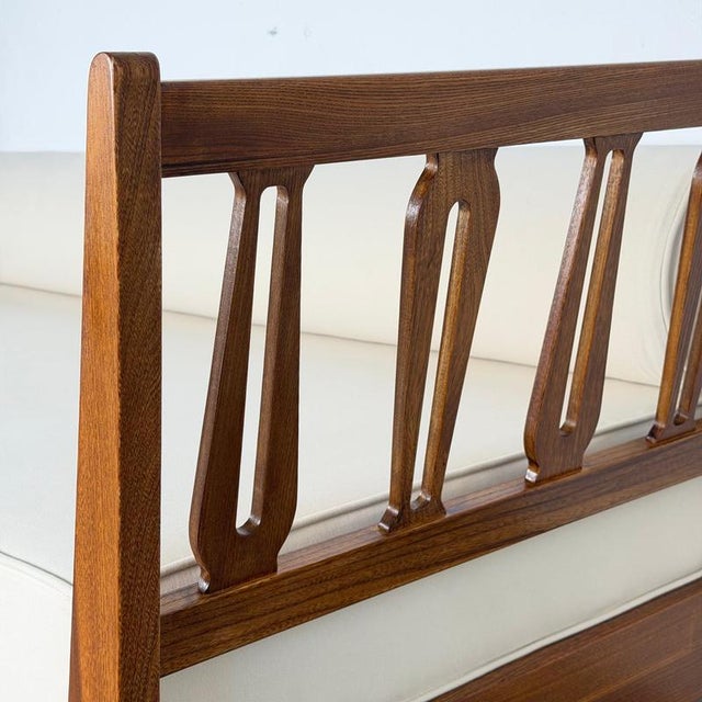 Wood Cherrywood Daybed with Long Bolster by Gio Ponti for Italbed, 1950 For Sale - Image 7 of 12