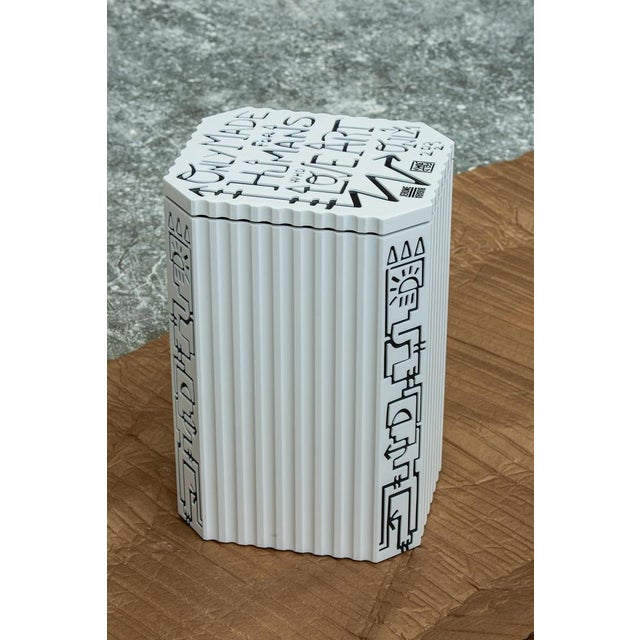 Animal Skin Marie Field White Resin Totem by Jérôme Bugara For Sale - Image 7 of 9