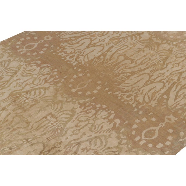 Hand-knotted in fine silk, this 8x10 rug from our Modern Classics collection marks an inventive adaptation of Ikats...