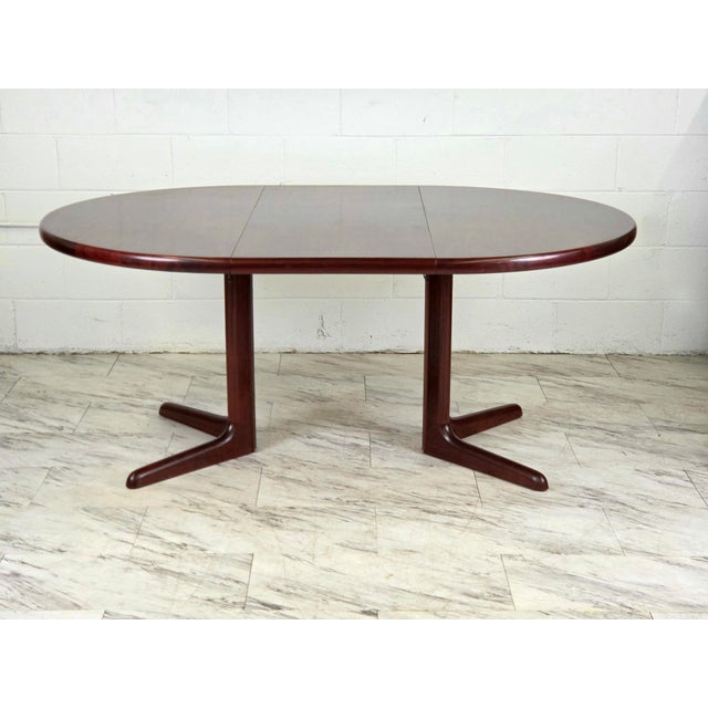 Skovby Møbelfabrik A/S Late 20th Century Danish Rosewood Dining Table Attributed to Skovby For Sale - Image 4 of 10