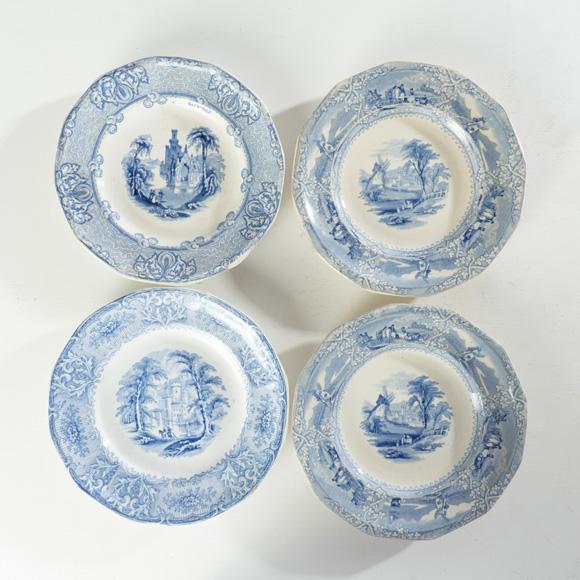 Early 20th Century Blue and White Transferware - 21pcs For Sale - Image 15 of 18