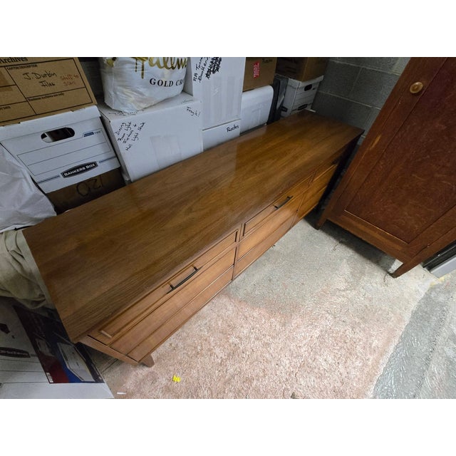 Mid-Century Modern 1960s Walnut Mid Century Modern Dresser Attributed to Dixie Furniture Co For Sale - Image 3 of 12