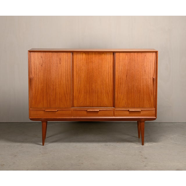 Mid-Century Modern Teak Sideboard by Gunni Omann for Omann Jun Møbelfabrik, Denmark, 1960s For Sale - Image 3 of 18