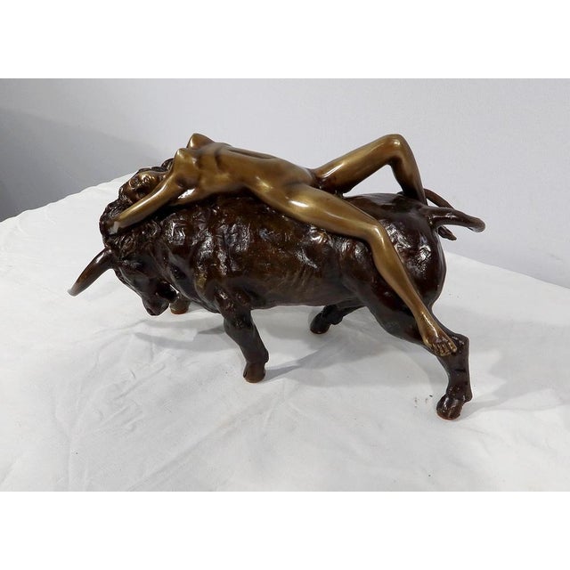 Majera, La Déesse Europe rencontrant le Taureau, 20th Century, Bronze For Sale - Image 3 of 18