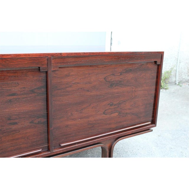 Low Rosewood Sideboard by Gianfranco Frattini for Bernini, 1960s For Sale - Image 7 of 17