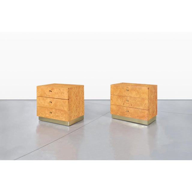 Mid-Century Modern Mid-Century Modern Burl Wood and Brass Nightstands by Founders for Thomasville For Sale - Image 3 of 15
