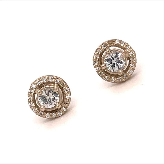 2010s Natural Sapphire Diamond Stud Earrings 14k W Gold 0.83 TCW Certified For Sale - Image 5 of 13