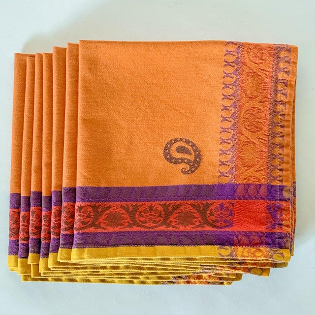 French Jacquard Cloth Napkins, Set of 7 For Sale In Dallas - Image 6 of 7