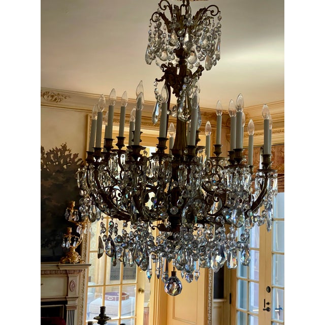 French 19th Century Louis XVI Bronze & Crystal Chandelier For Sale In Boston - Image 6 of 9