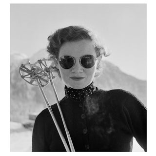 'Women's Skiing' Unframed Archival Pigment Print For Sale