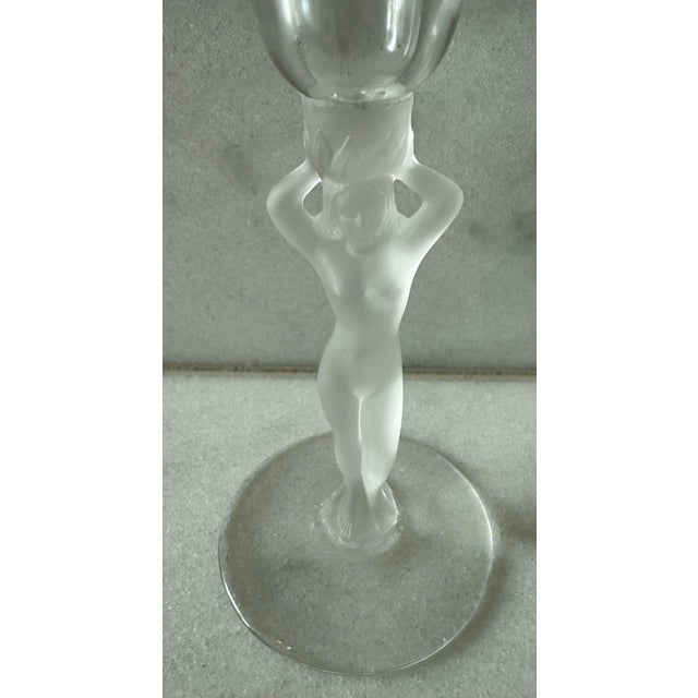 Glass Set of 5 Vintage French Bayel Crystal "Venus" Champagne Flutes For Sale - Image 7 of 12