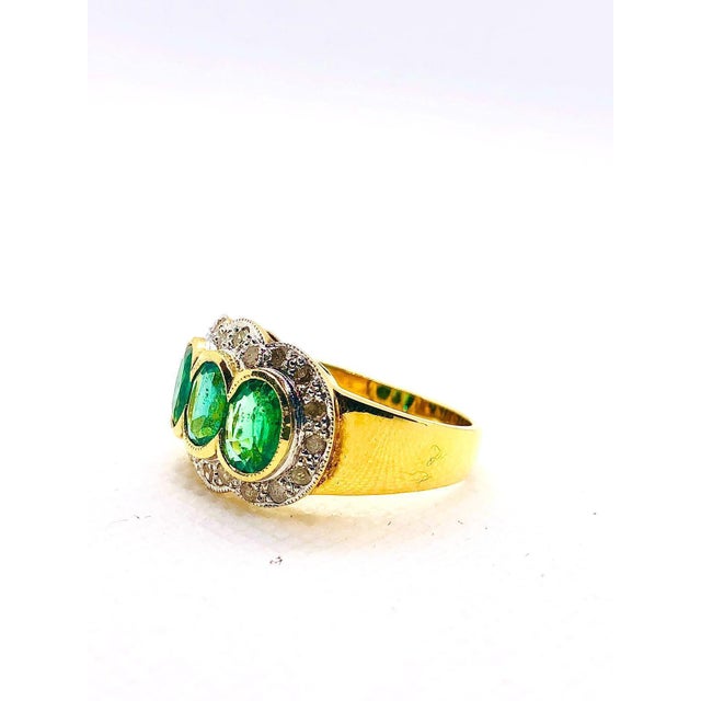 Gemstone Bochic “Capri” Vintage Natural Diamond & Emerald Retro Ring Set In 18K Gold & Silver For Sale - Image 7 of 13