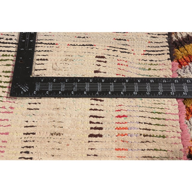 Textile Vintage Azilal Boucherouite Moroccan Rug, 04'00 X 06'05 For Sale - Image 7 of 10
