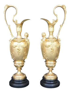 Pair of Bronze Gilt 19 Century French Jars With Marmol Vase, 1890s