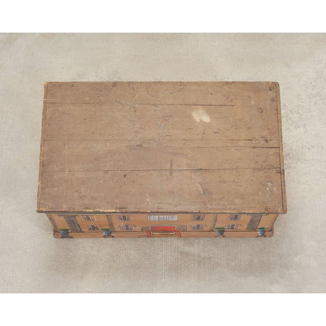 19th C. Country English Georgian House Facade Painted Trunk For Sale In Sacramento - Image 6 of 18