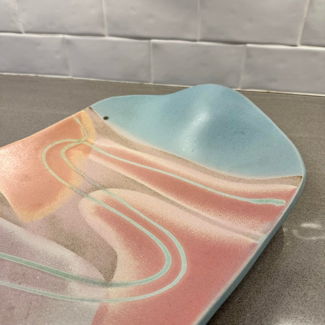 Ceramic 1980s Carol McFarlan Postmodern Ceramic Large Centerpiece Platter 11"x17” Signed For Sale - Image 7 of 10