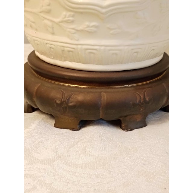 1980s Blanc De Chine Table Lamp Base White Porcelain Chinoiserie Chrysanthemum Relief Patinated Brass Base Grandmillenial Cottage Accent Decor For Sale - Image 10 of 13