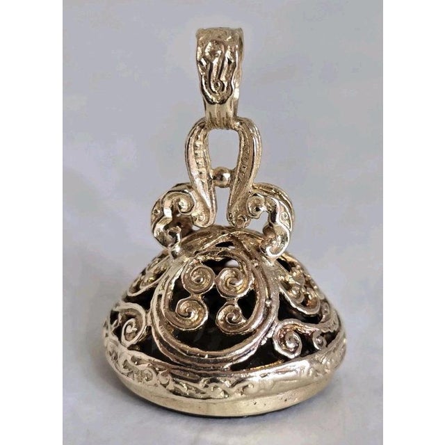 1960s Mid-Century 9ct Gold Charm and Seal from Franklin Mint, London, 1967 For Sale - Image 5 of 18