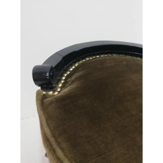 Vintage Piano Stool, in Restored conditions. Designed 1920 to 1949