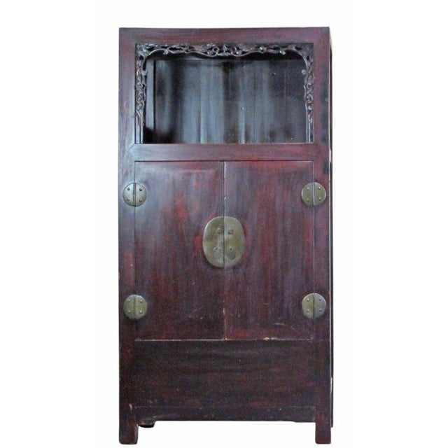 This display cabinets is built of solid elm using traditional Chinese joinery of tenon and mortise. Retrieved from Shanxi...