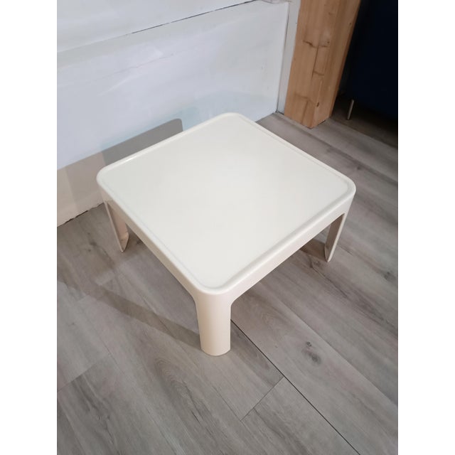 1960s Fiberglass Coffee Table attributed to Carlo Bartoli for Rossi Di Albizzate, 1960s For Sale - Image 5 of 11