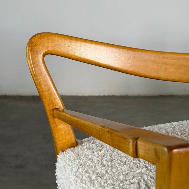 Benches in Blonde Maple with Bouclé Upholstery attributed to Guglielmo Ulrich, 1940s, Set of 2 For Sale - Image 9 of 17