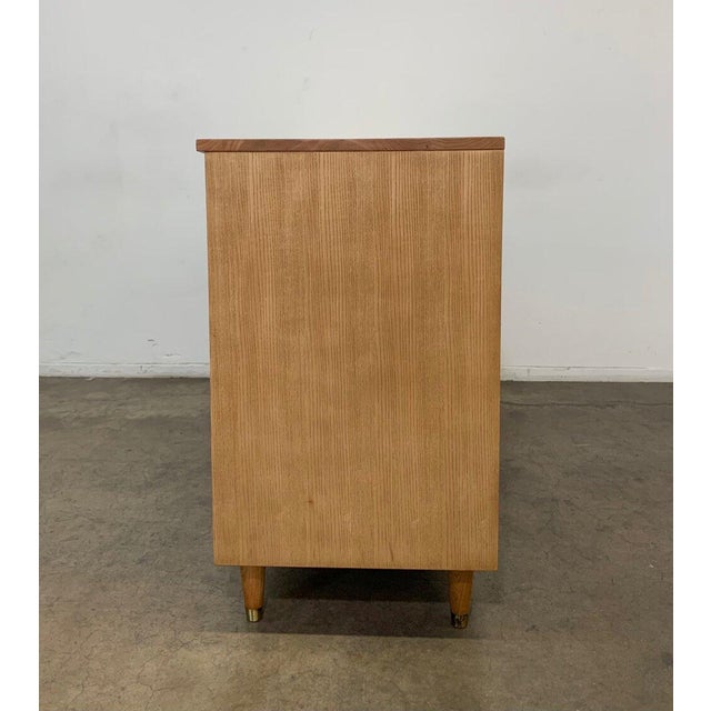 1960s Lowboy Dresser in Oak by La Period For Sale - Image 4 of 10