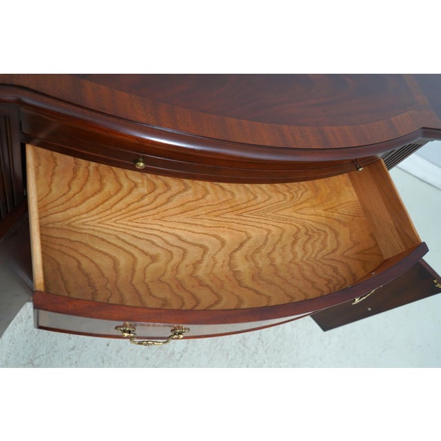 1980s Henkel Harris Mahogany Bow Front Server For Sale - Image 5 of 18