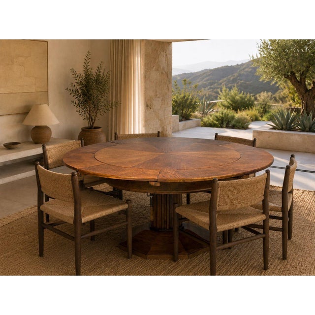 Josef Seiler, German Mid-Century Modern, Rare Expanding Dining Table, Oak, Germany, 1920s Rare example of a "Liegnitz...